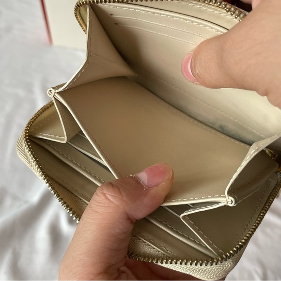 LV Vernis compact zippy - Picture 11 of 15